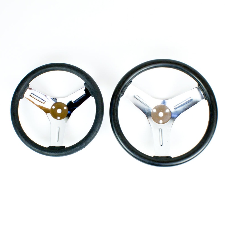 Azusa Steering Wheel with Rubber Grip