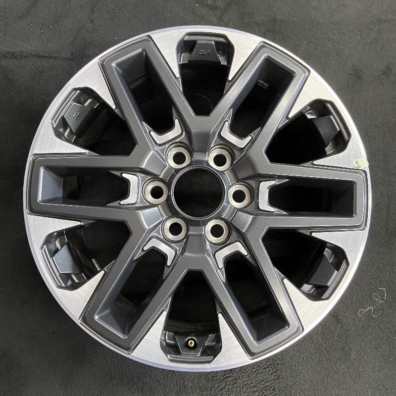 20″ SEQUOIA 23-24 20×8 open spoke 6 spoke machined face with black pockets Original OEM Wheel Rim