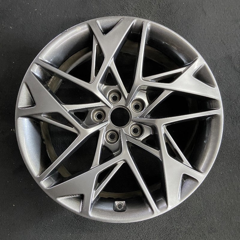 19″ GV70 22-24 19×8 alloy twisted spoke Original OEM Wheel Rim