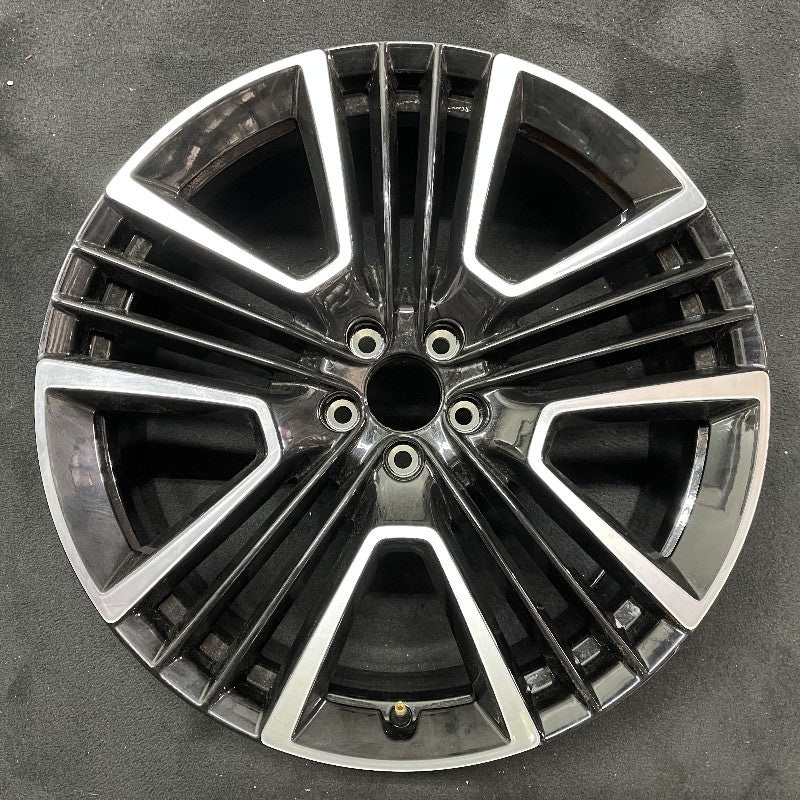 21″ XC40 19-21 21×8.5 alloy 5 triple slot Original OEM Wheel Rim