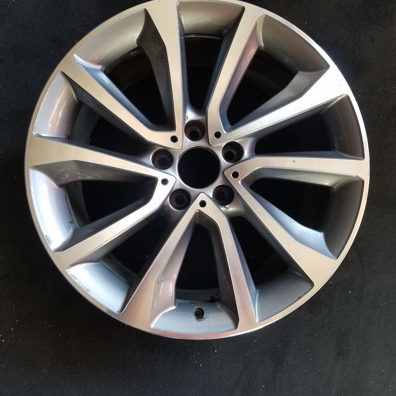 19″ BMW X6 15-17 19×9 alloy 5 spoke V spoke w/dimples between lugs 18mm offset Original OEM Wheel Rim