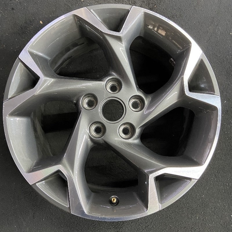17″ TRAX 24 17×7.5 gray opt Q7D Original OEM Wheel Rim