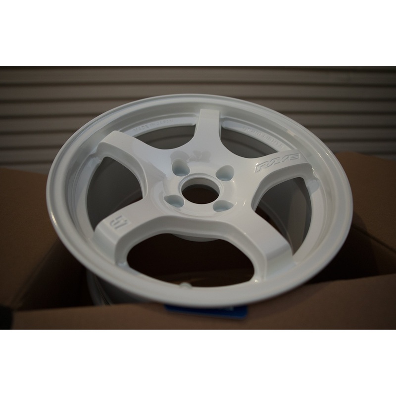 Gram Lights 57CR 15×8 +28 4×100 Ceramic White Pearl (SET)