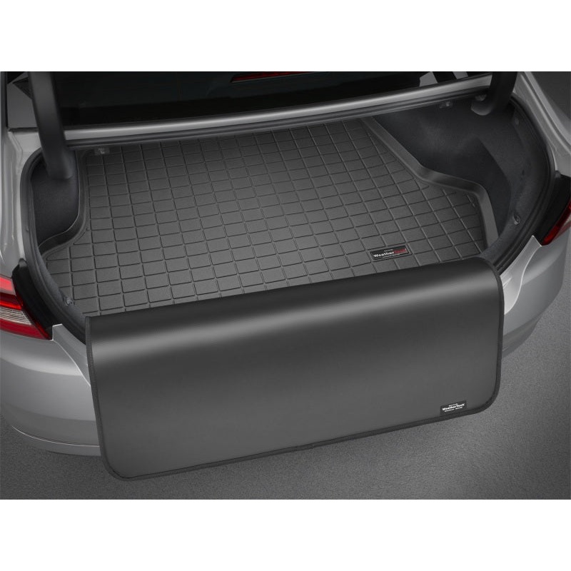 WeatherTech 10-15 Lexus RX Cargo Liner w/ Bumper Protector – Black