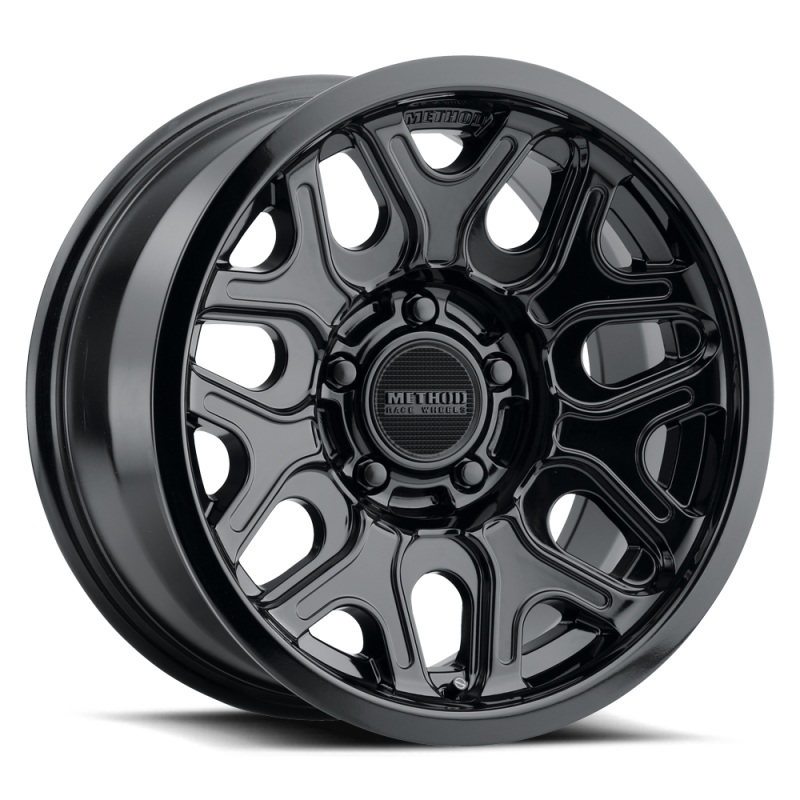 Method MR322 / 17×8.5 / 6×5.5 BP / 0ET / 4.72in BS / 106.25mm CB – Gloss Black Wheel