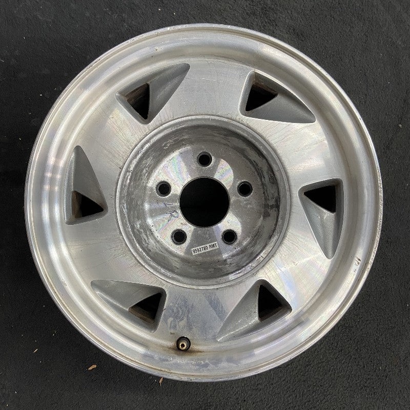 15″ BLAZER S10/JIMMY S15 98 4×2 15×7 aluminum 6 slot flush center cap Original OEM Wheel Rim
