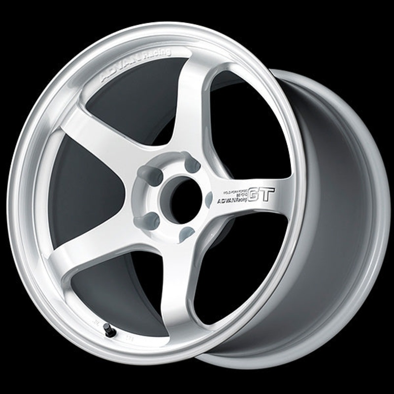 Advan GT Beyond Wheel – 17×8.0 +45 | 5×114.3 | Racing White